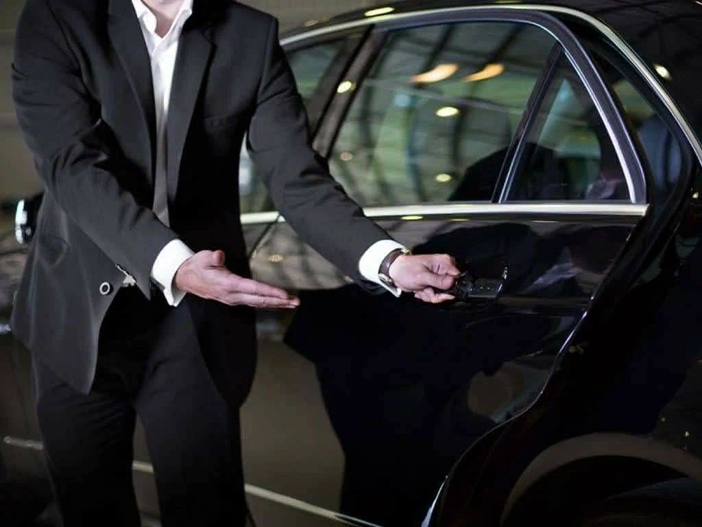 Chauffeured Transportation - Avalon Limousines